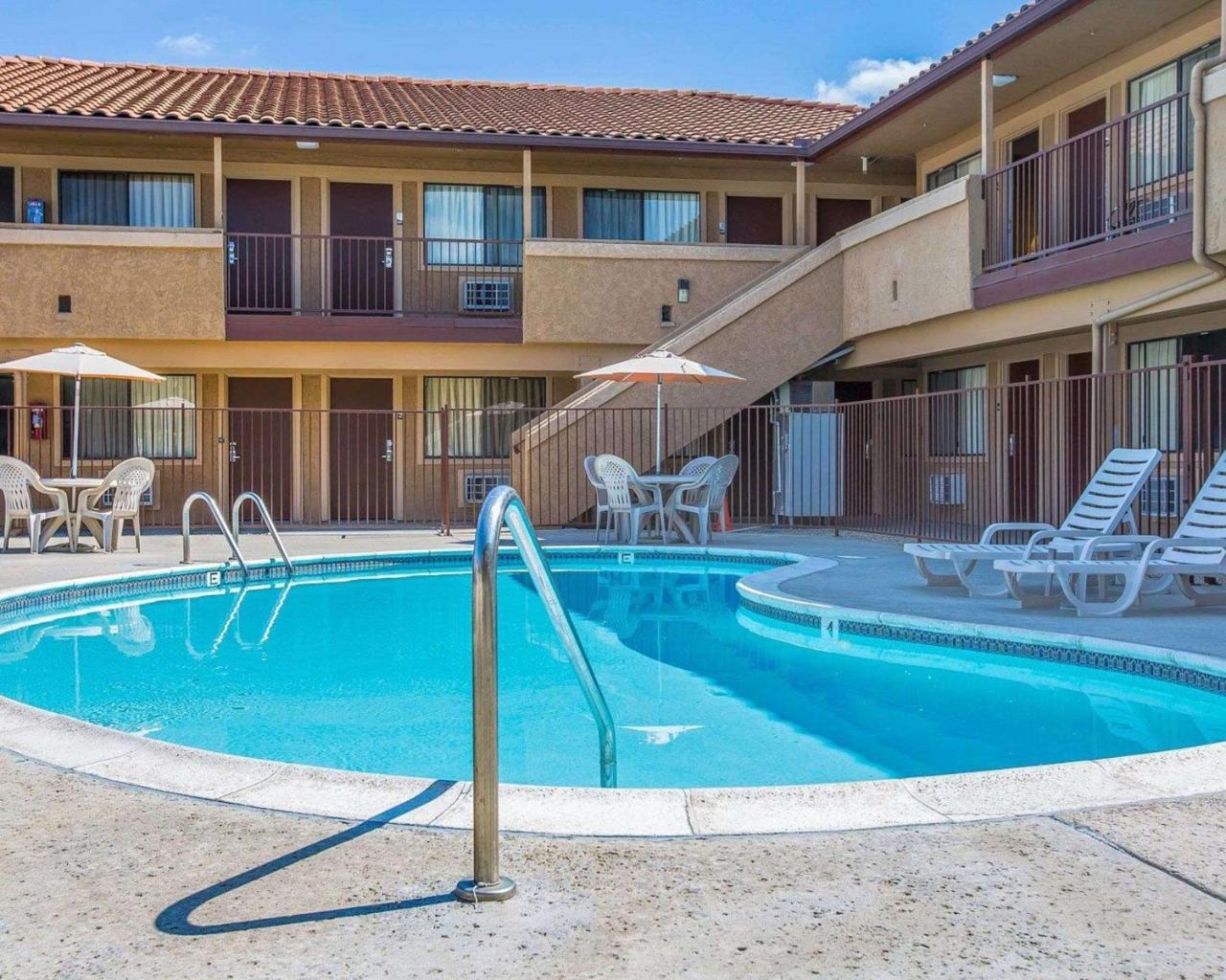 Rodeway Inn Santee San Diego East Exterior photo
