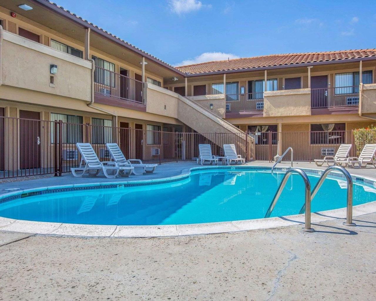 Rodeway Inn Santee San Diego East Exterior photo